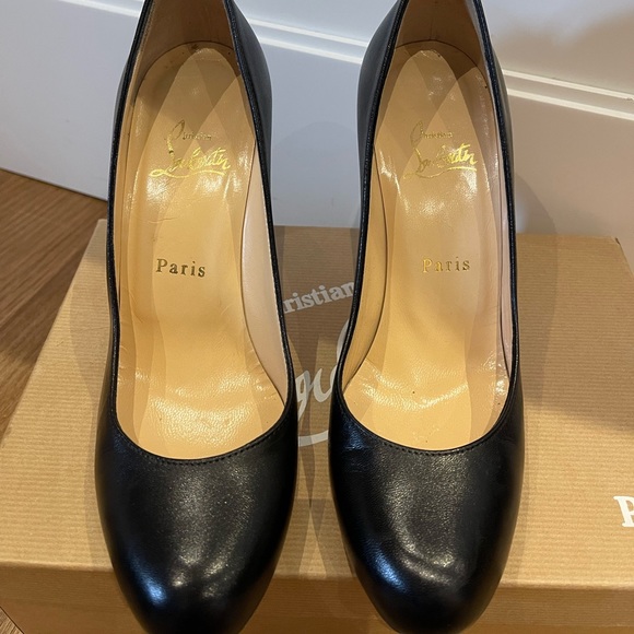 Louboutin Simple Pumps - Picture 2 of 6